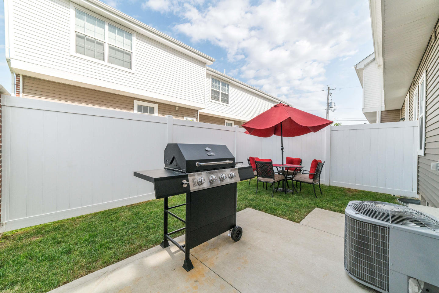 Enclave Village Image 18