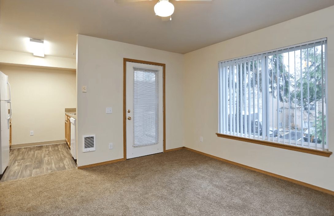 Fairway Edmonds Apartments Image 2