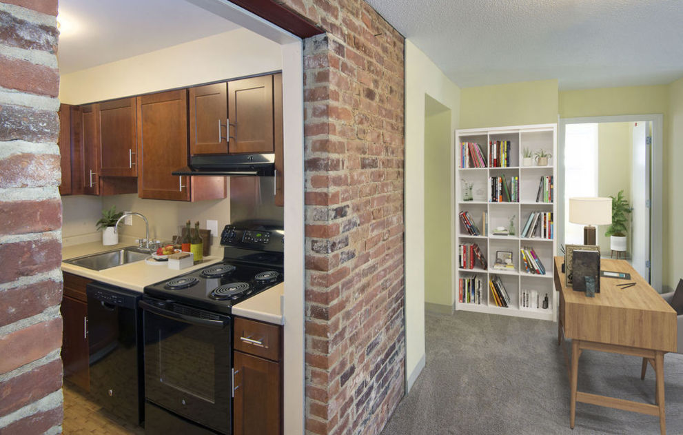 Chapman Arms Apartments Image 1