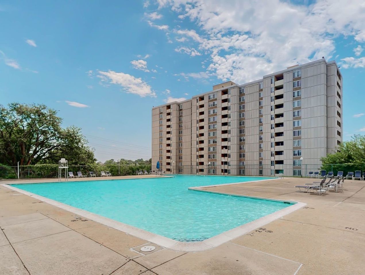 Takoma Towers Image 1