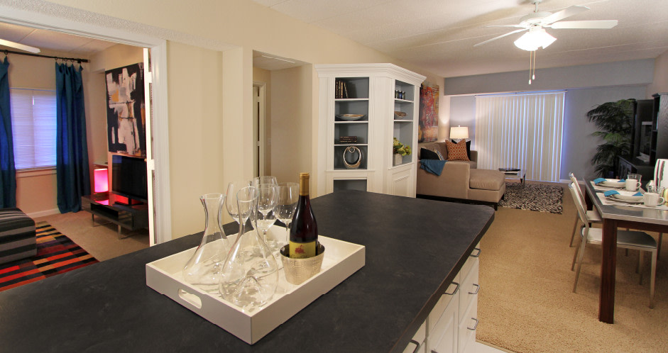 Embassy Park Apartments Image 31
