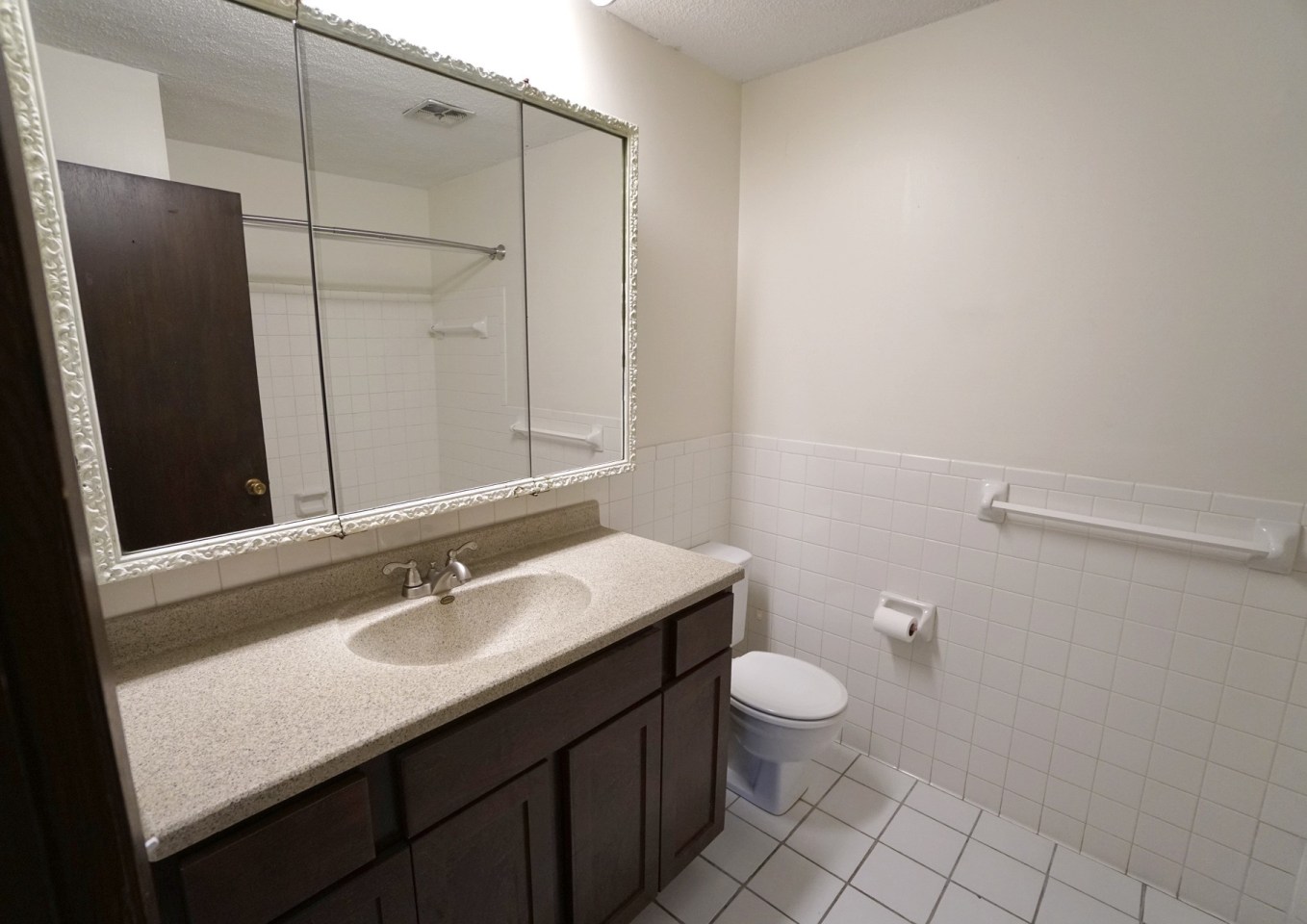 Edina Manor Image 32