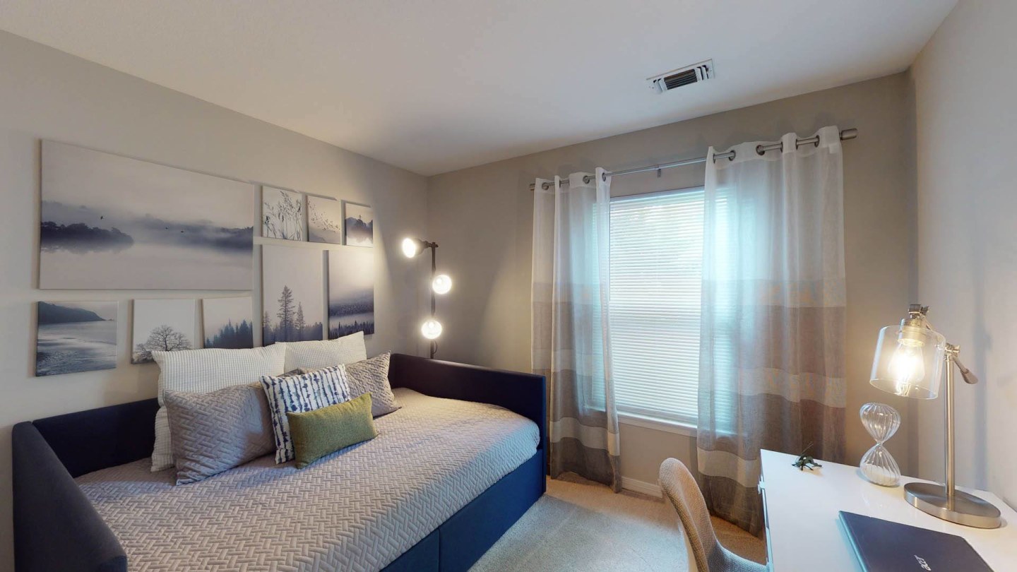Montclair Apartments Image 9