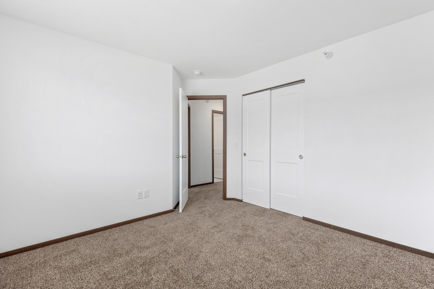 Shepherd Hills Commons Image 17
