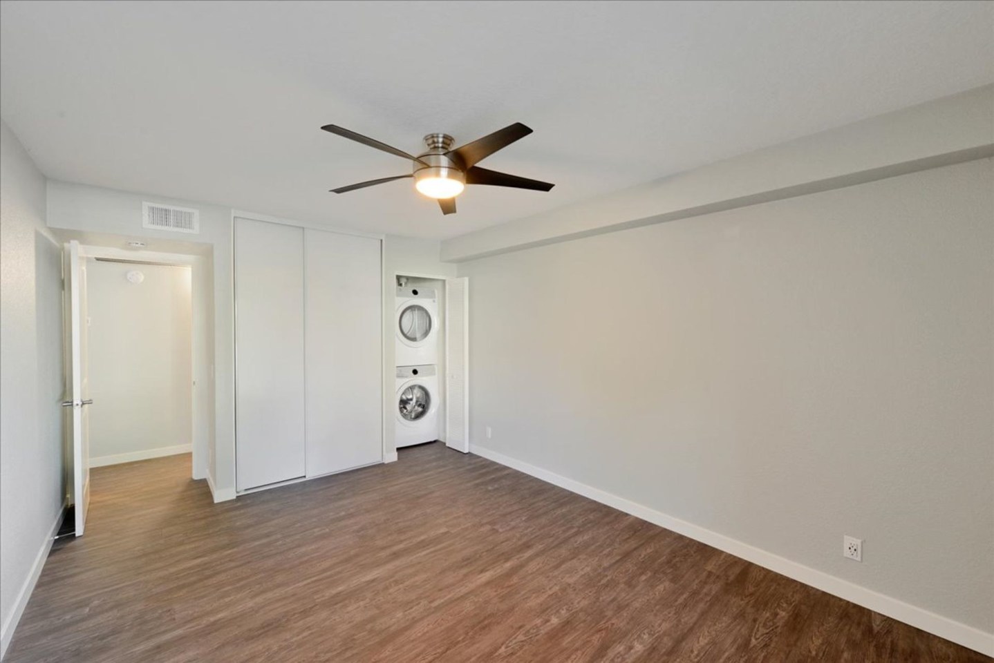 The 3900 Apartment Homes Image 4