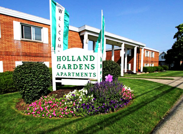 Holland Gardens Apartments Image 9