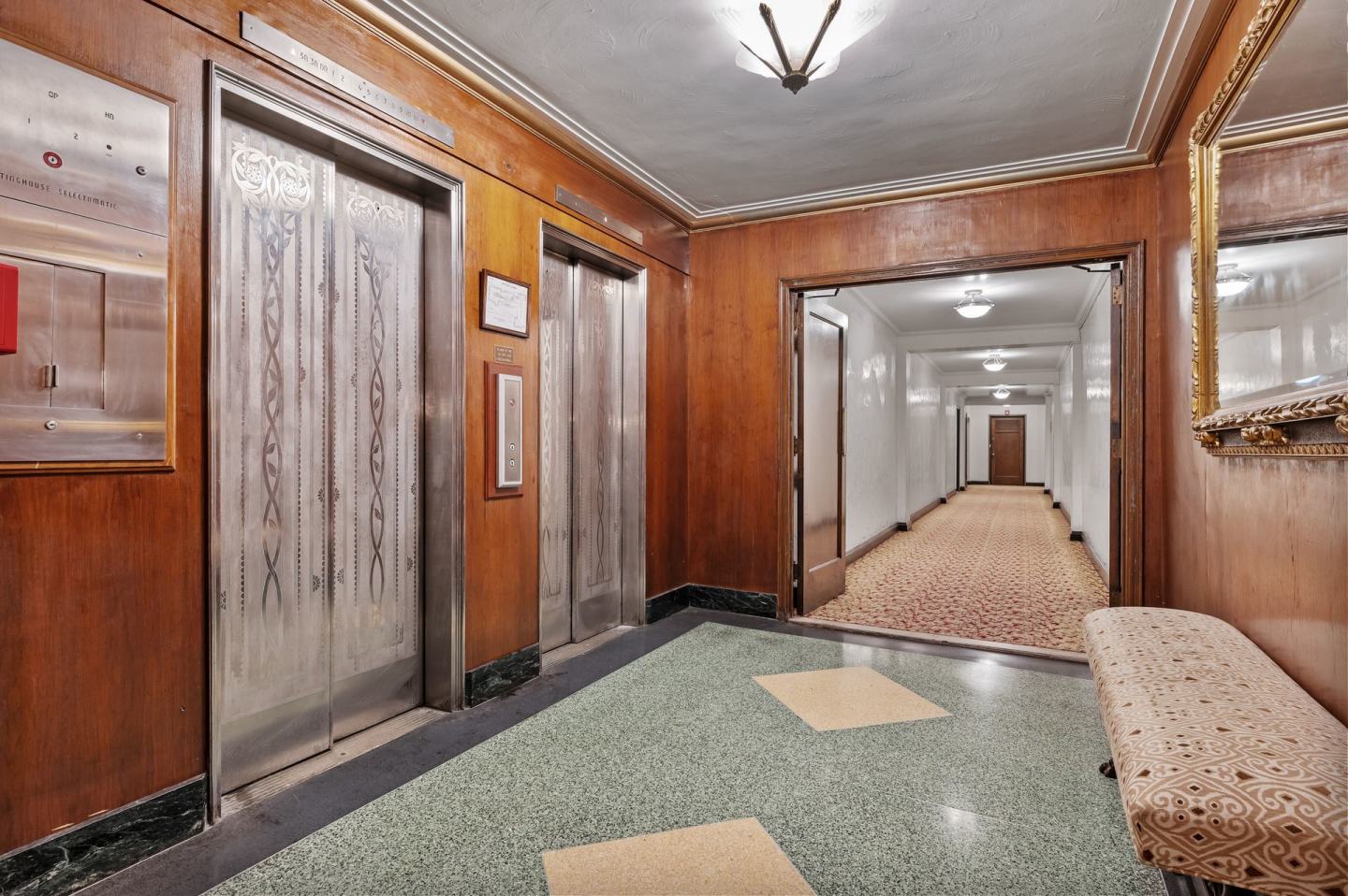 Royal York Image 7