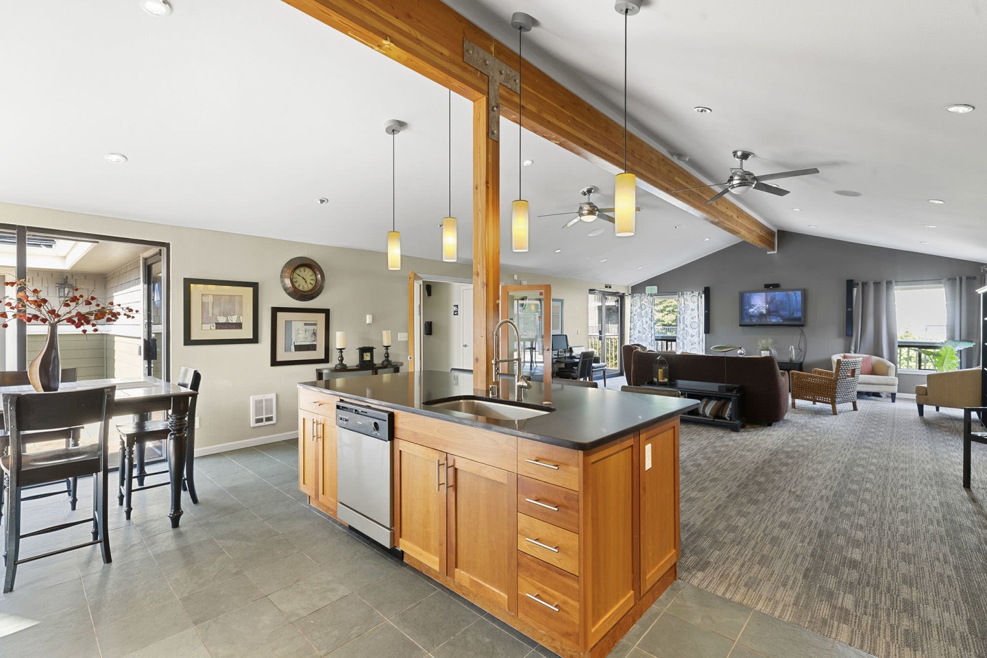 Waterbrook Lofts and Apartments Image 6