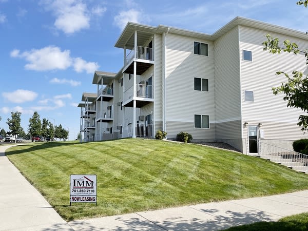 Hawk Pointe Apartments Image 9