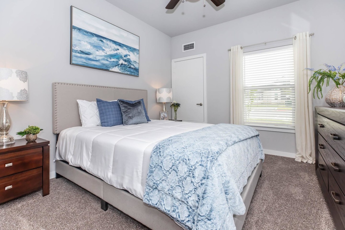Vantage at Fair Oaks Image 13