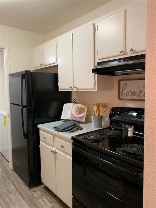 Tides on Twain Apartments Image 35