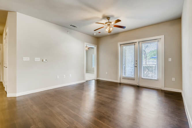 Woodcreek Apartments Image 14