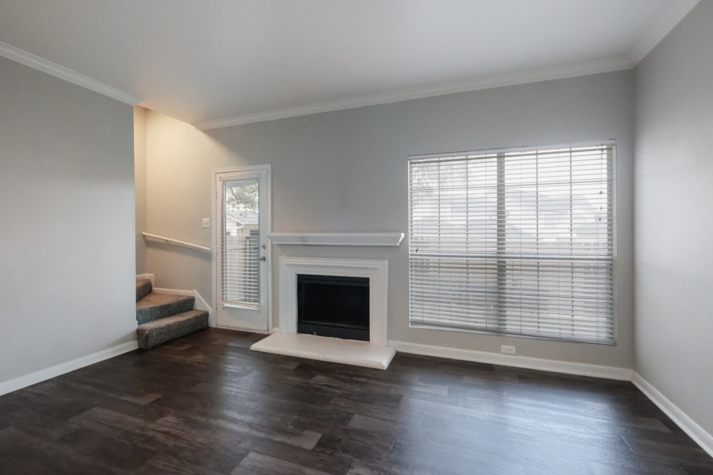 Castle Hills Townhomes Image 10