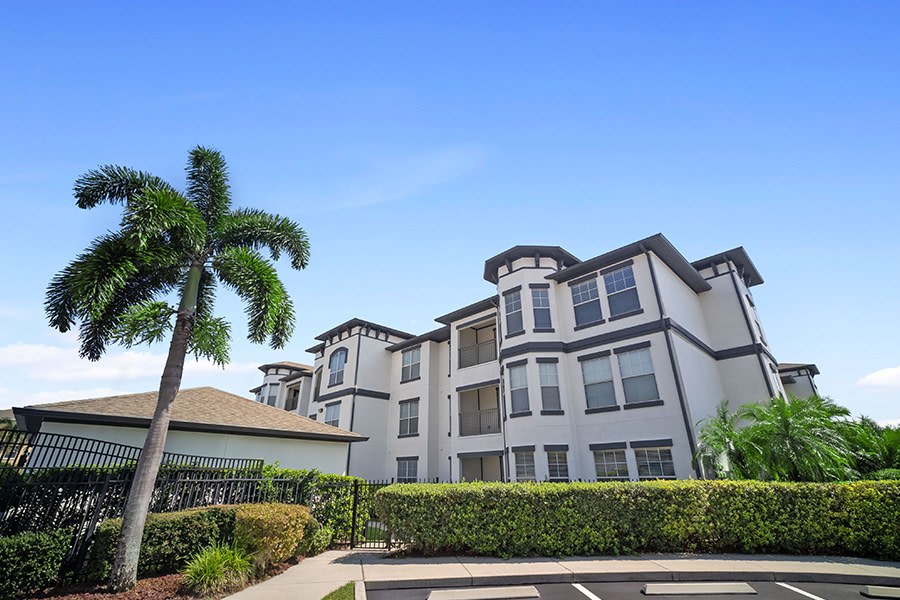 Reserve at Beachline Apartments Image 7