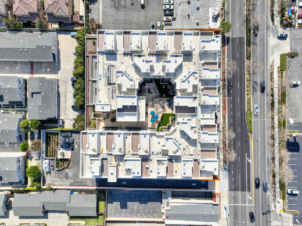 Begonia Place Image 42