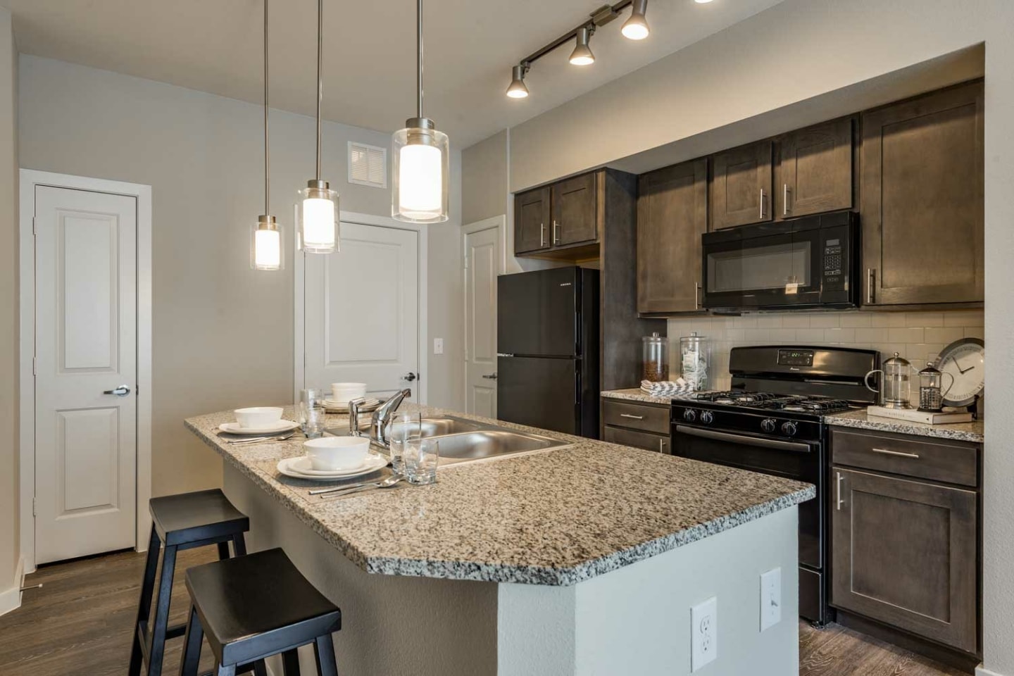 Smart Living at Telephone Image 16
