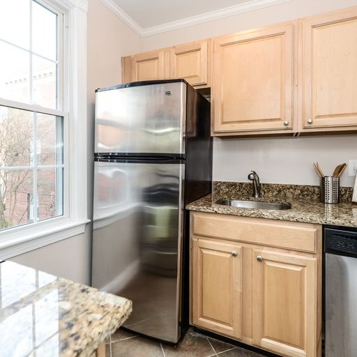 Manor House Apartments Image 16