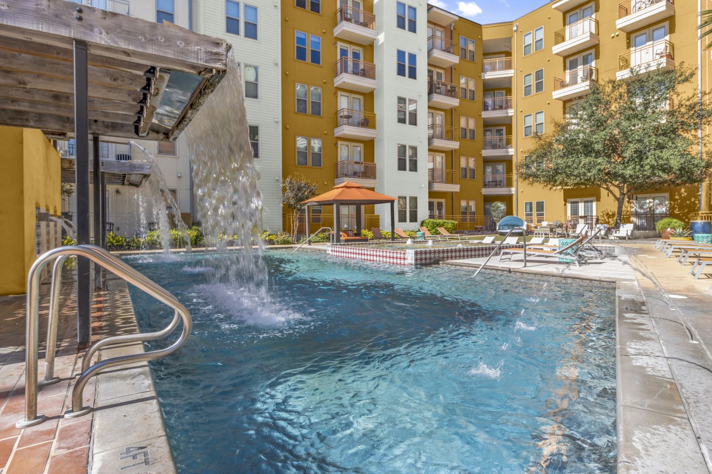 Southtown Flats Image 33