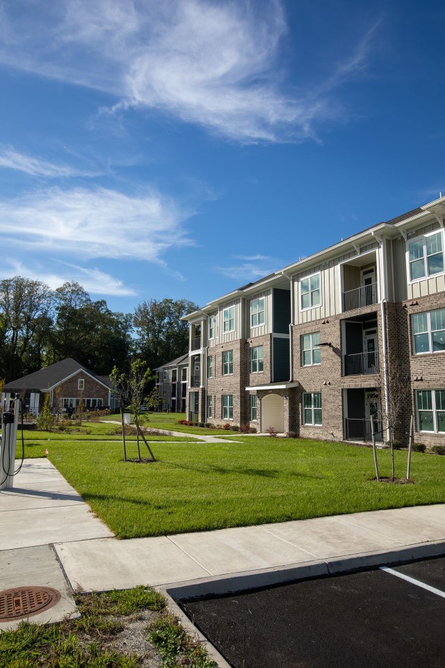 Lake Taylor Pointe Image 68