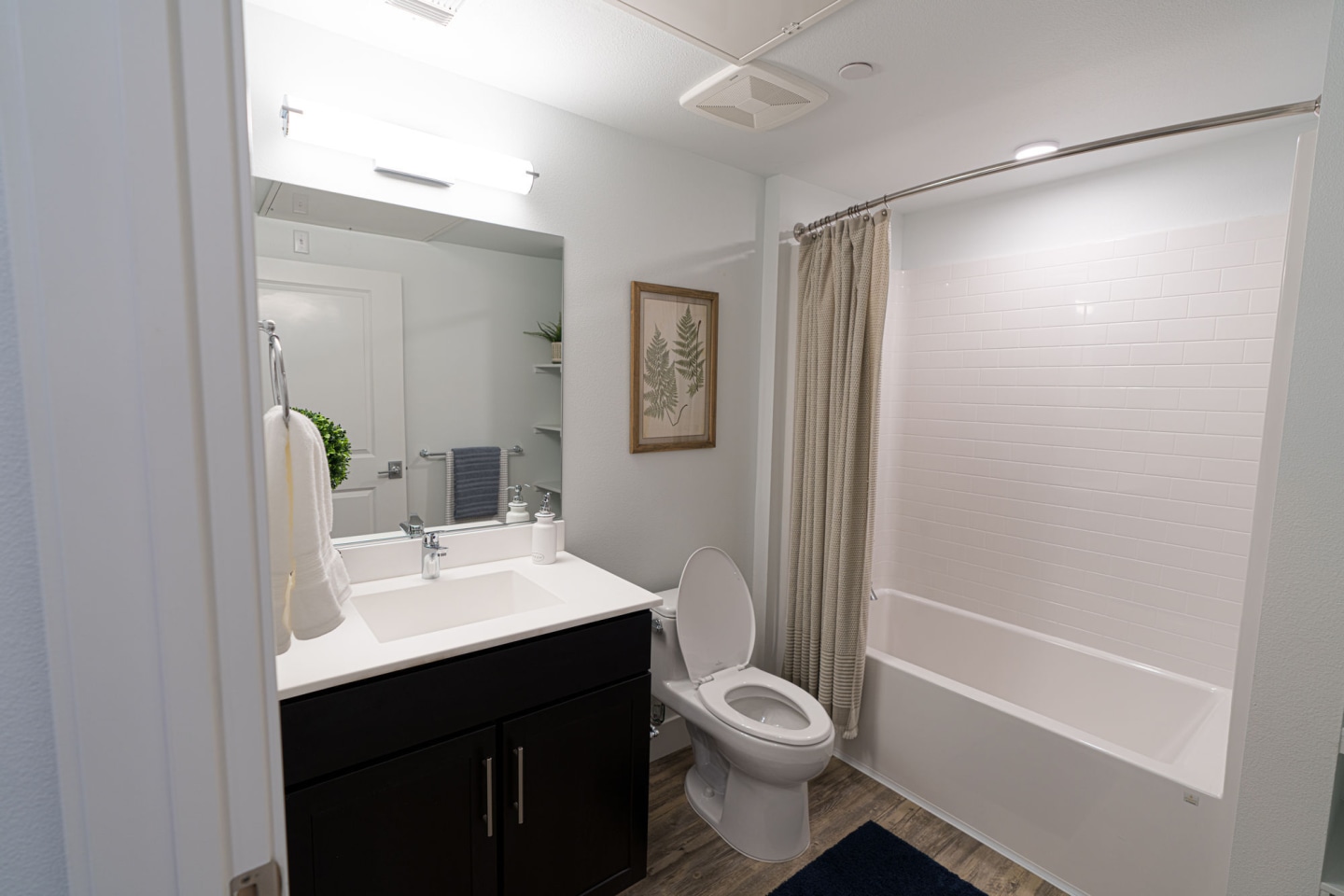 Vela Apartments Image 8