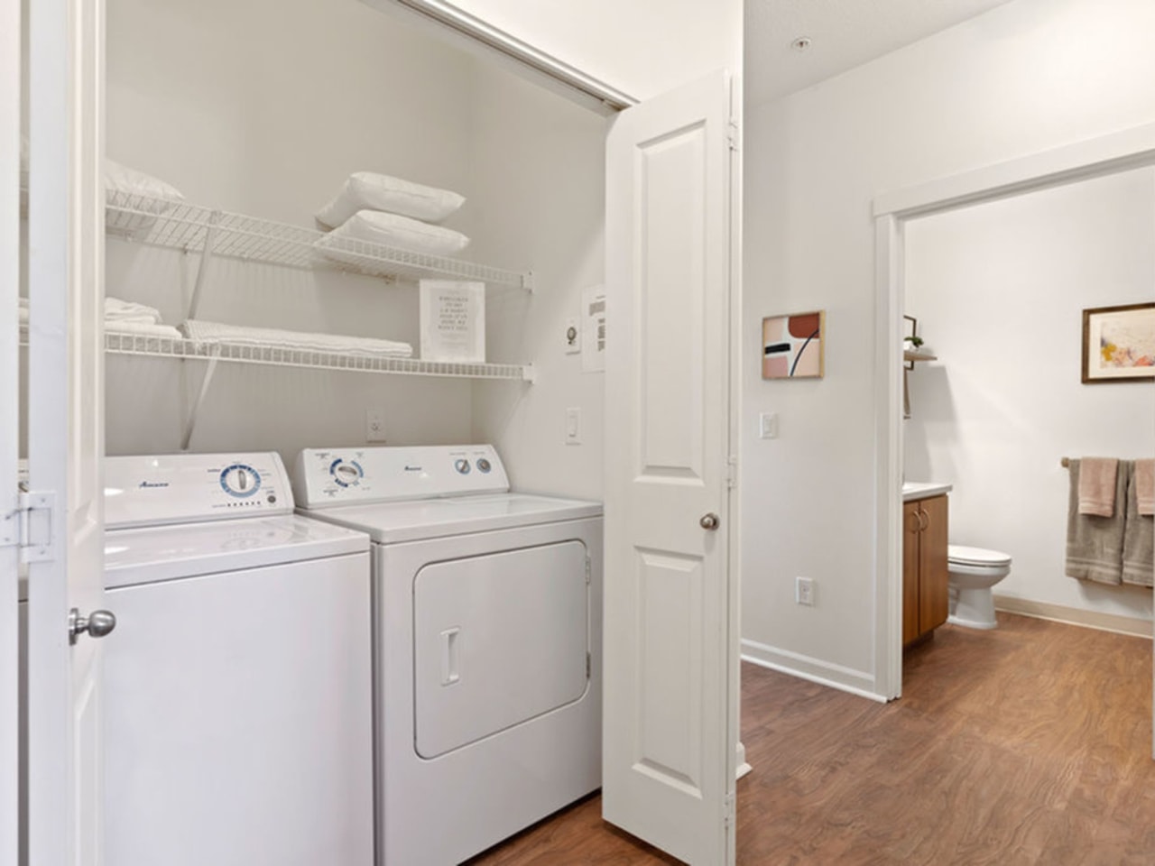 North Glen Villas Image 18