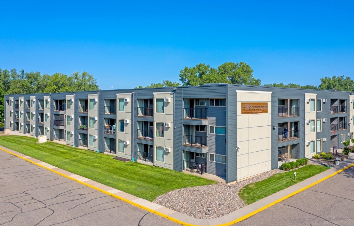 Hillsborough Apartments Image 1