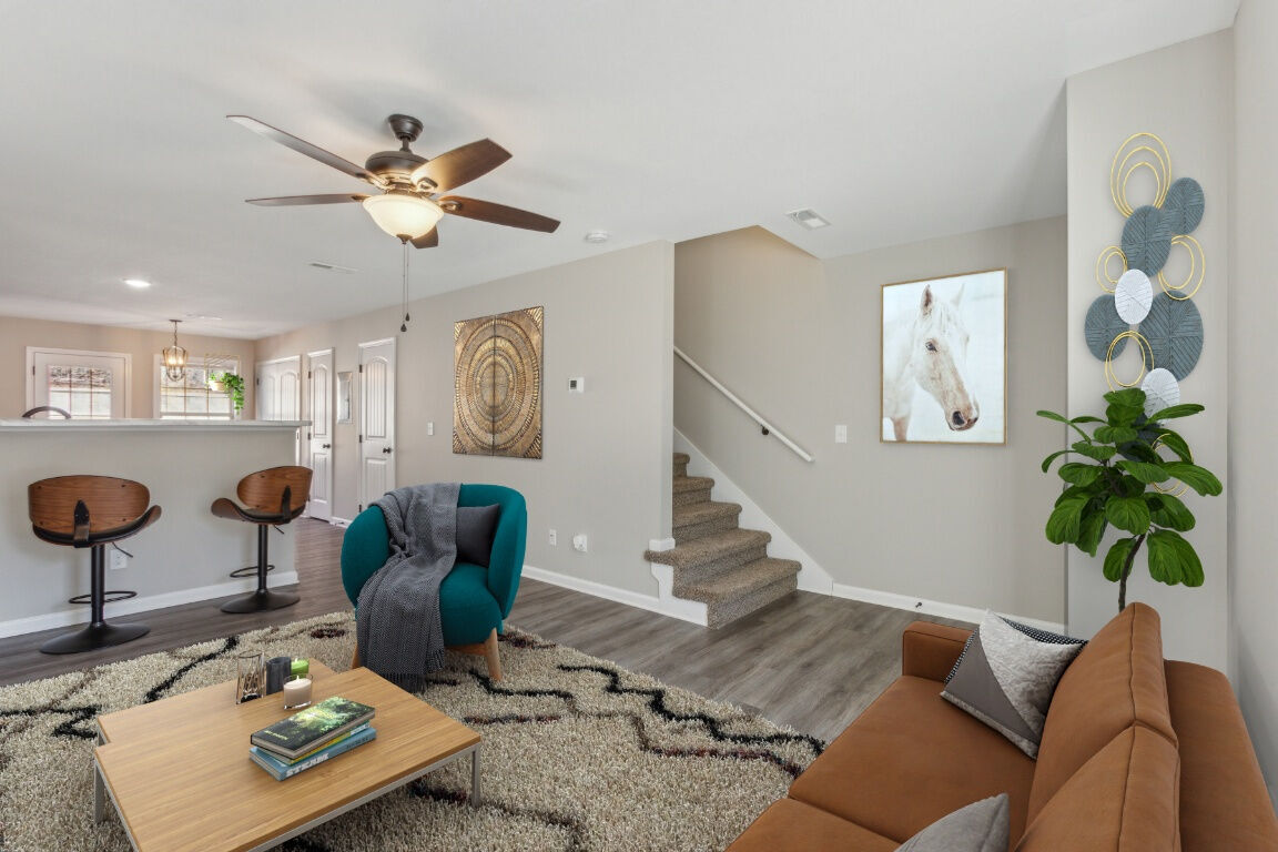 Center Pointe Townhomes Image 13