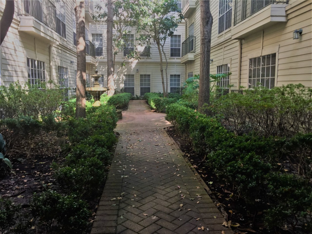 The Plaza at River Oaks Image 35