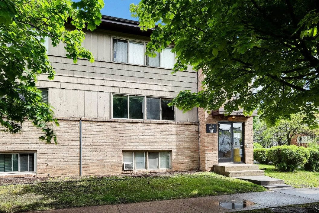 1100 West 28th St Image 1