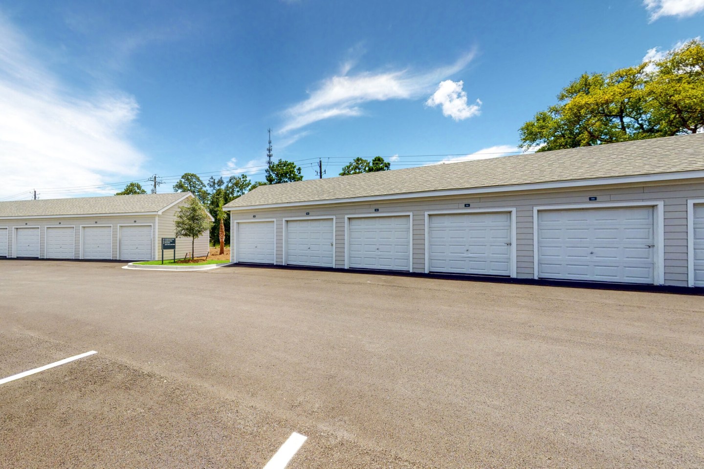 Coastal Club Apartments Image 16