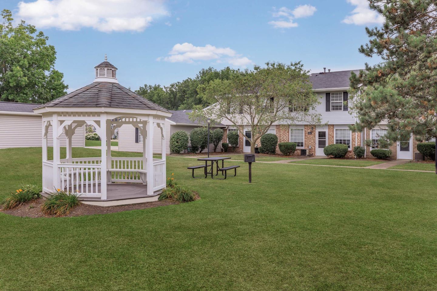 Westchester Townhomes Image 9