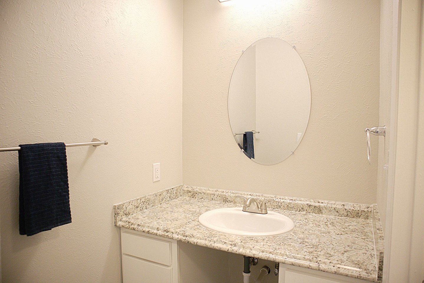 Lamar Village Apartments Image 20