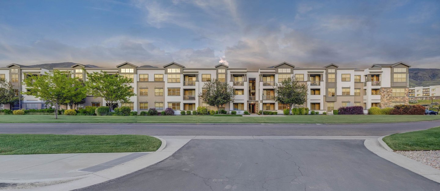 Park Lane Village Image 15