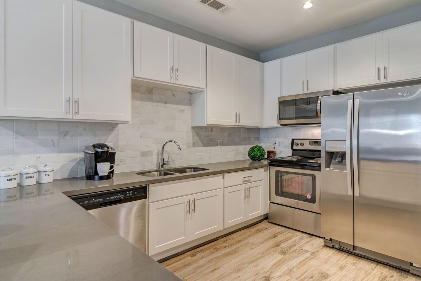 Regal Parc Apartment Homes Image 10