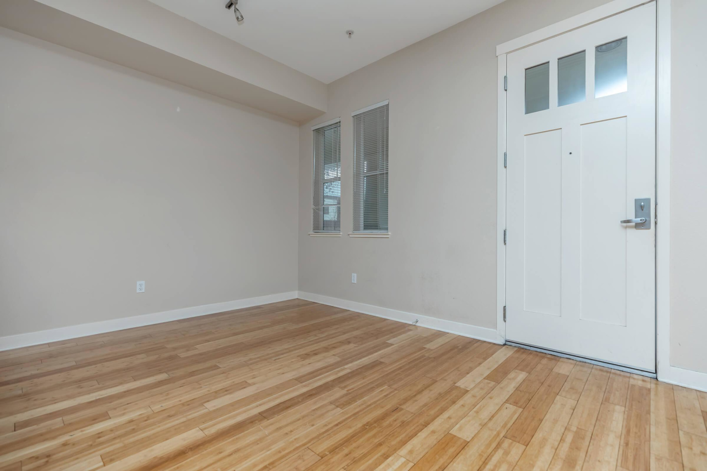 Oak Walk Image 57
