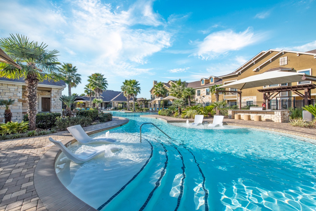 Avenues at Tuscan Lakes Image 16