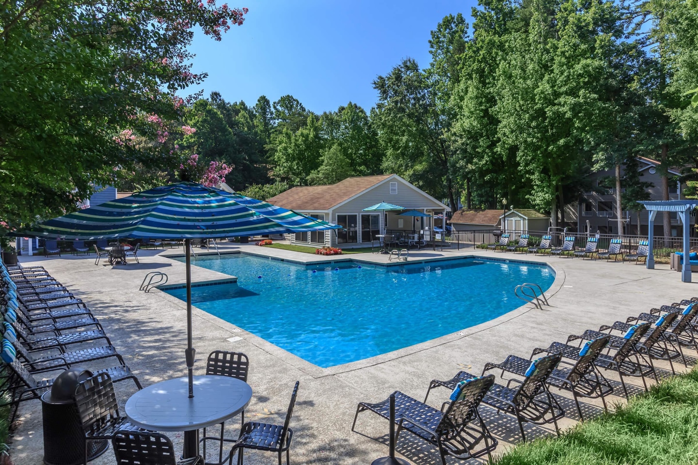 Huntsview Apartments Image 35