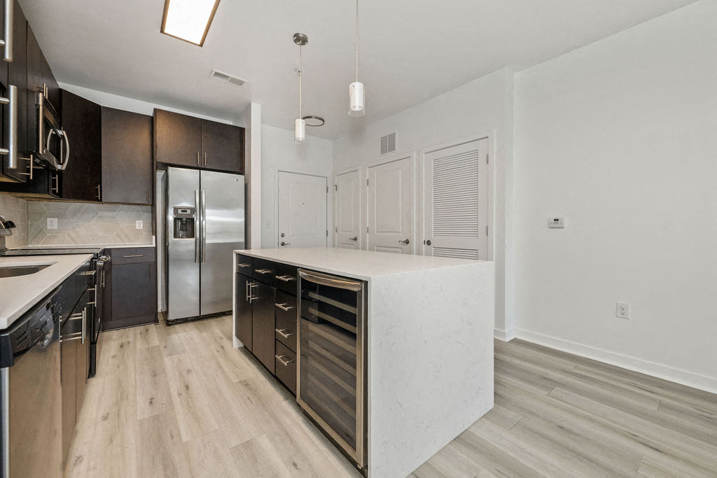 Midtown 205 Image 27