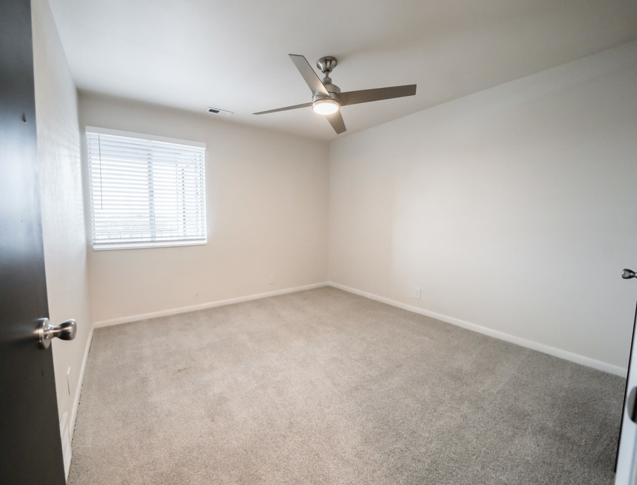 Autumn Glen Apartment Image 4