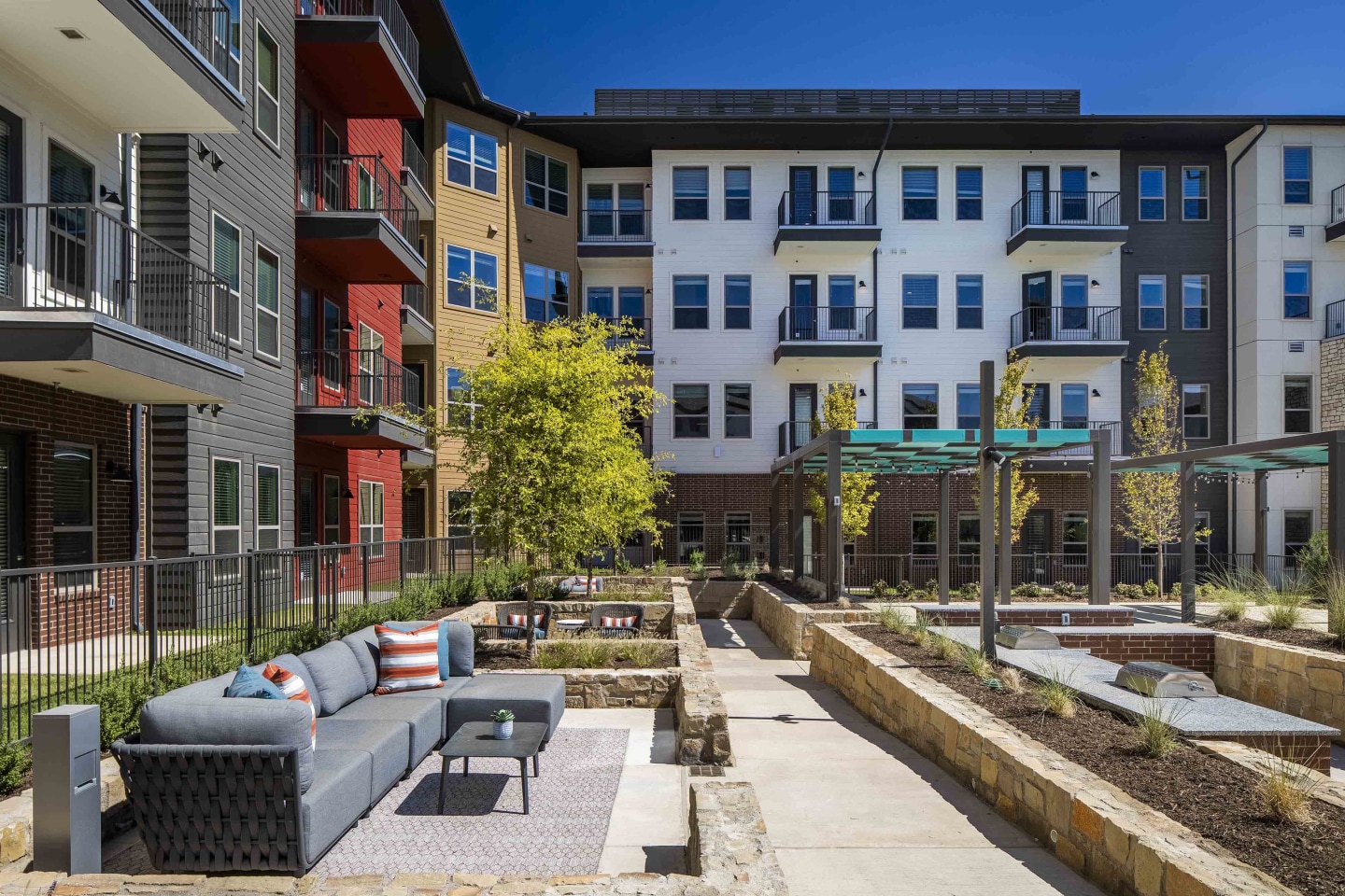 Sagemont Luxury Living Image 43