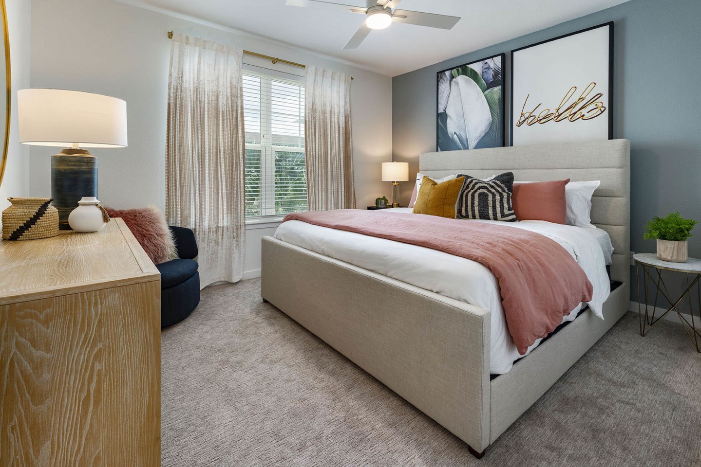 Essex Luxe Apartments Image 31