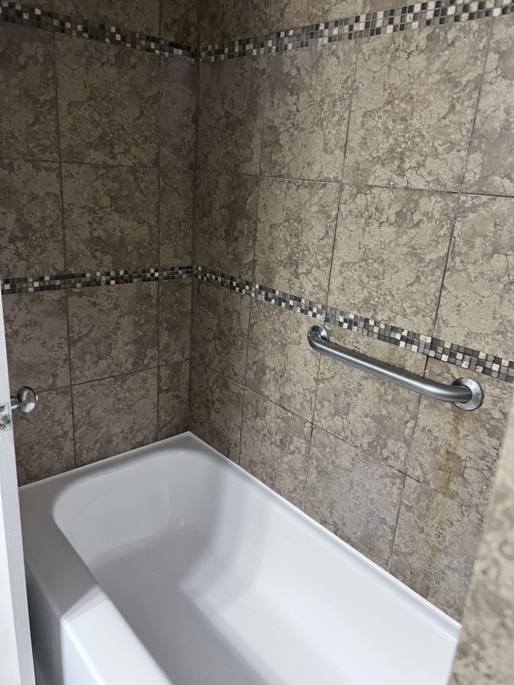 Autumn Creek Apartmenta Image 11