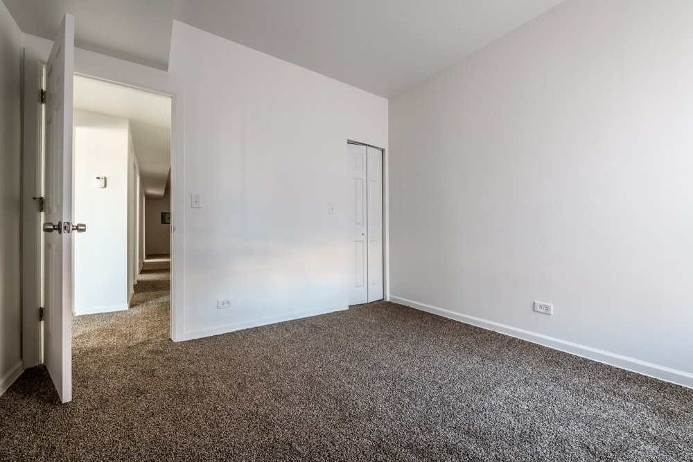 10901 S Vernon Image 6