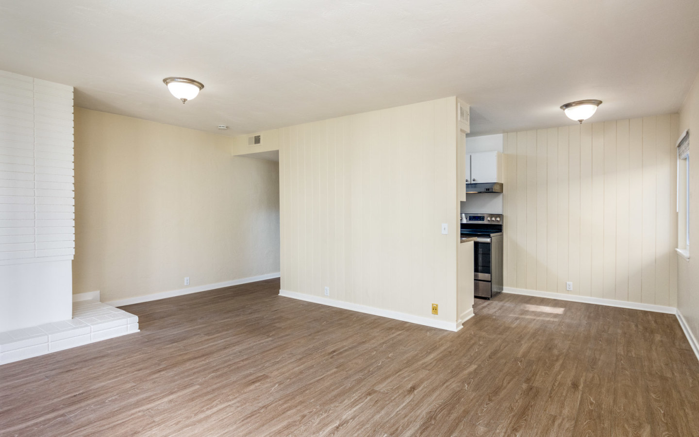 1 San Antonio Apartments Image 3