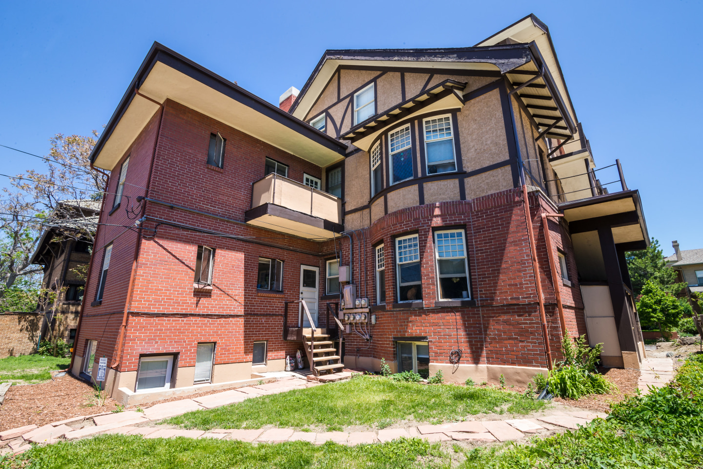 Cross Park Apartments Image 9