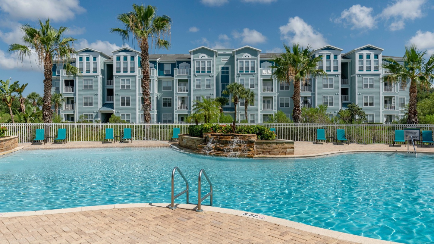 The Enclave at Tranquility Lake Apartments Image 17