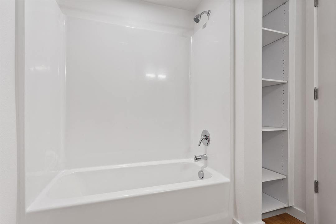 Adera Image 1