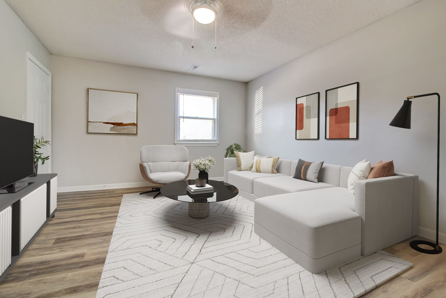 Axis on Beltline Image 5