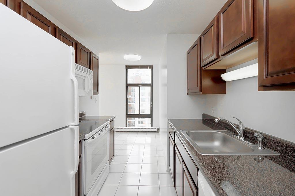65 East Scott Street Building Image 31