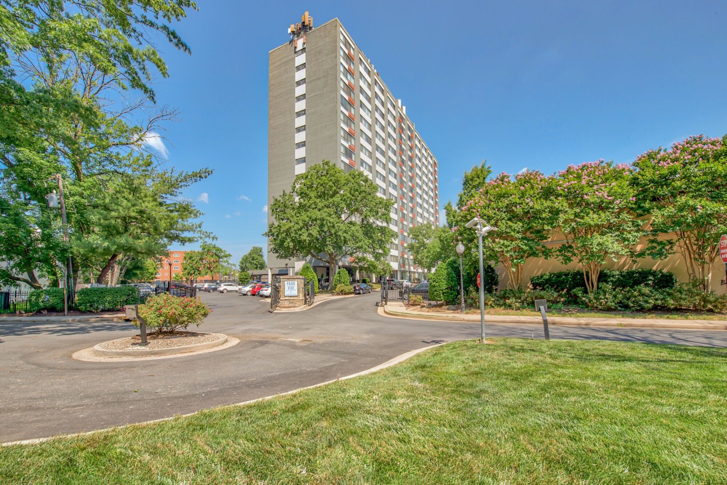 The Square at 511 Apartments - Affordable Housing Image 32